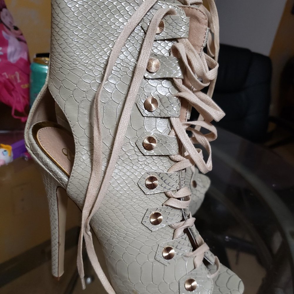 Snakeskin print platform heels